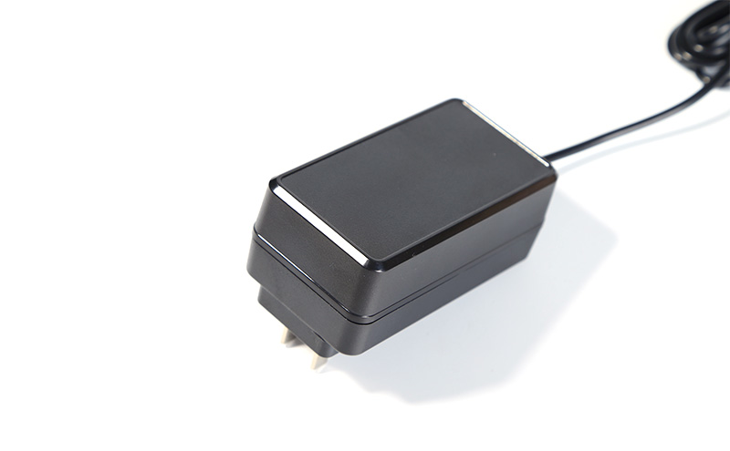 安防電源適配器中規(guī)12V3A 安防電源適配器中規(guī)12V3A